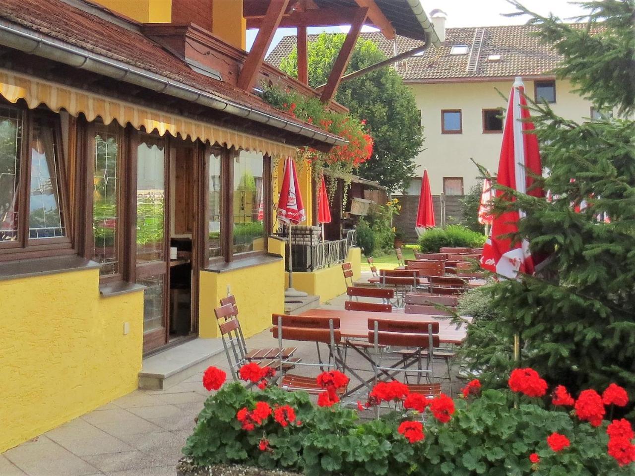 Hotel Alp Inn - Chiemgaukarte Inclusive Ruhpolding Exterior photo